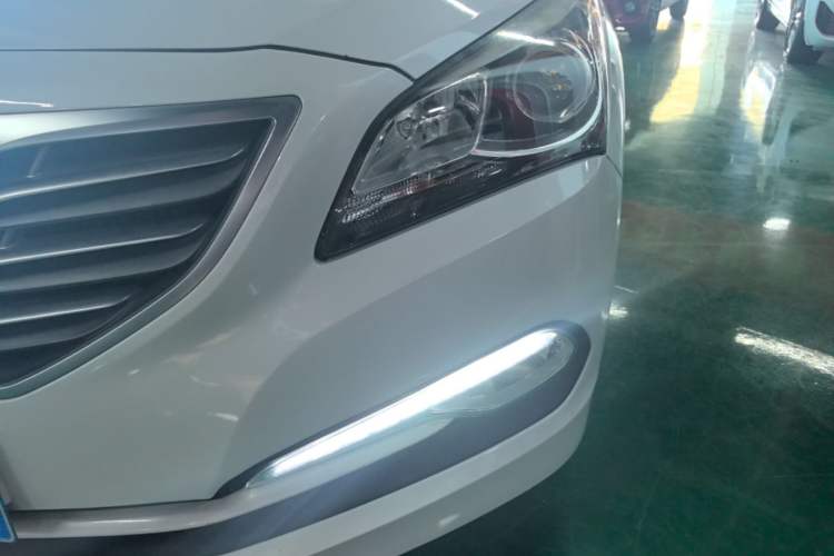 Used Hyundai Mistra 2016 1.6T Automatic Smart GLS Left Front Headlight