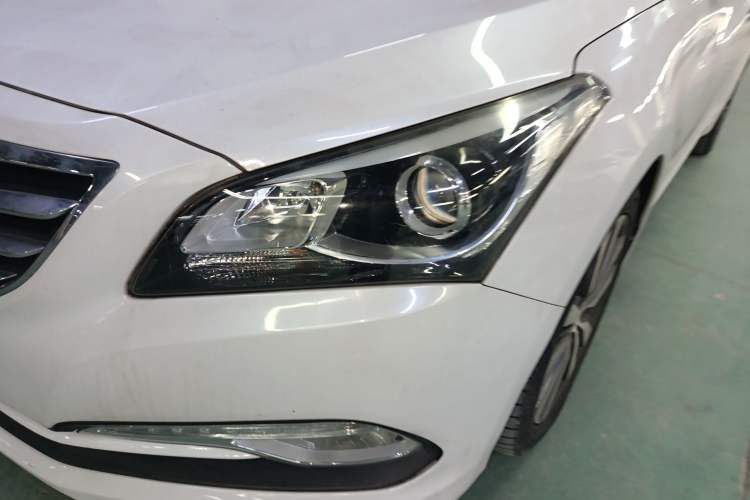 Used Hyundai Mistra 2016 1.8L Automatic Smart GLS Left Front Headlight