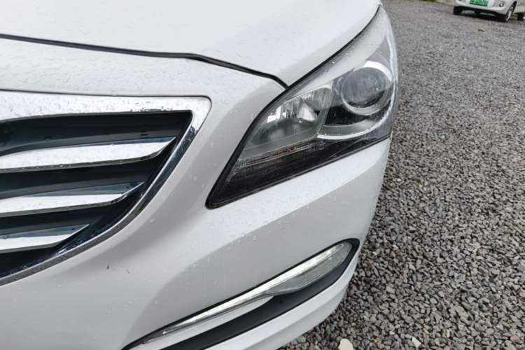 Used Hyundai Mistra 2016 1.8L Automatic Deluxe DLX Model Left Front Headlight