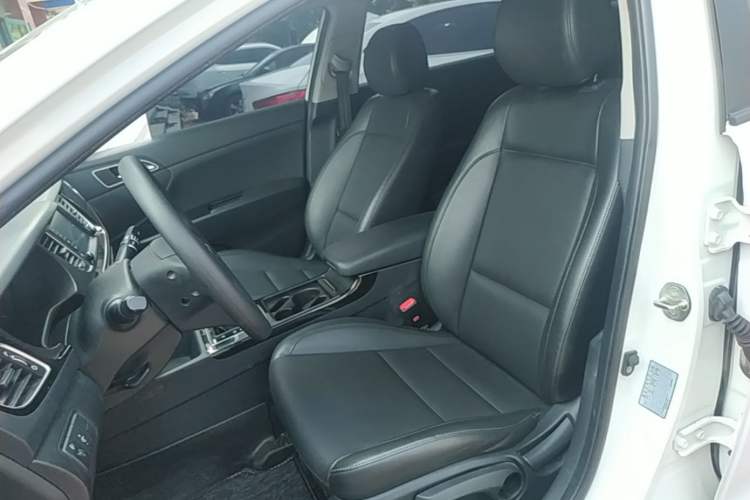 Used Hyundai Mistra 2016 1.8L Automatic Smart GLS Left Front Seat