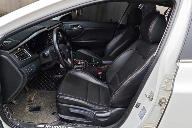 Used Hyundai Mistra 2016 1.6T Automatic Smart GLS Left Front Seat
