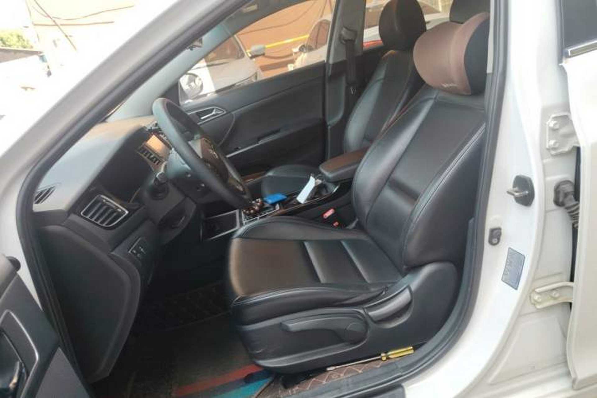 Used Hyundai Mistra 2016 1.8L Automatic Smart GLS Left Front Seat