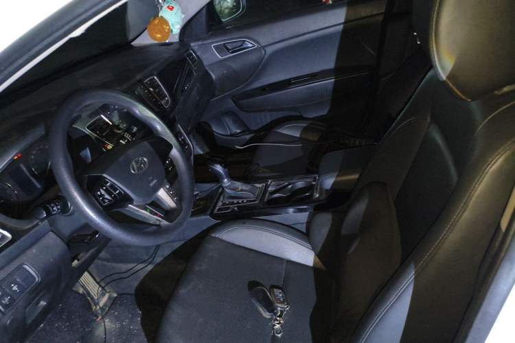 Used Hyundai Mistra 2016 1.8L Automatic Smart GLS Left Front Seat