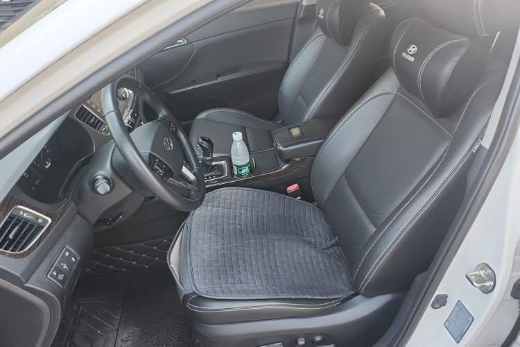 Used Hyundai Mistra 2016 1.6T Automatic Flagship TOP Model Left Front Seat