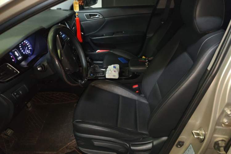 Used Hyundai Mistra 2016 1.8L Automatic Smart GLS Left Front Seat
