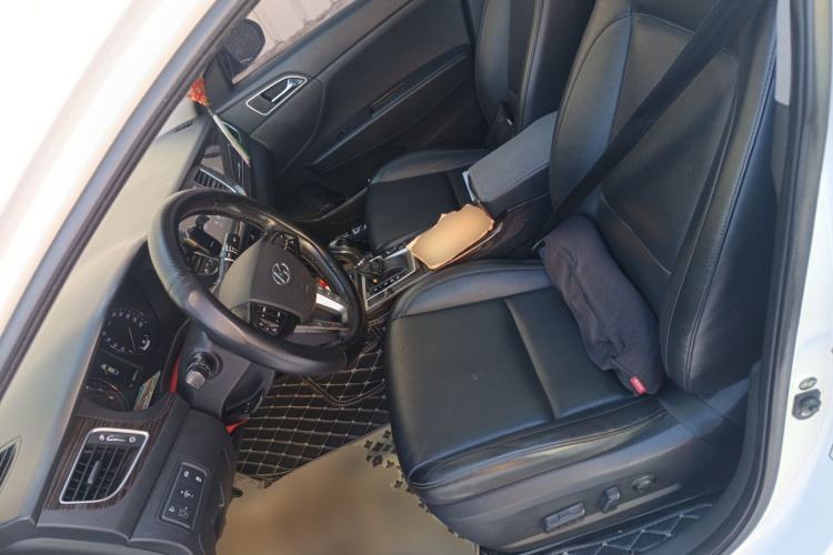 Used Hyundai Mistra 2016 1.8L Automatic Deluxe DLX Model Left Front Seat