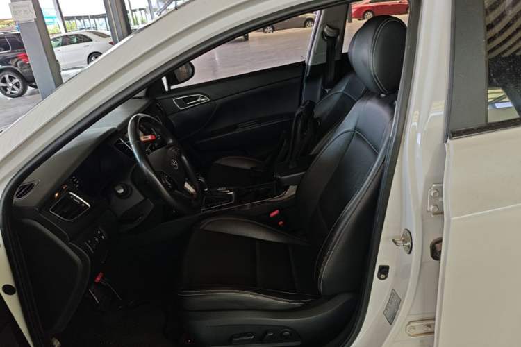 Used Hyundai Mistra 2016 1.6T Automatic Flagship TOP Model Left Front Seat