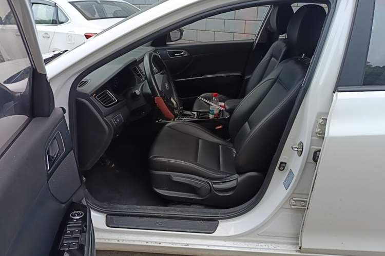 Used Hyundai Mistra 2016 1.8L Automatic Smart GLS Left Front Seat