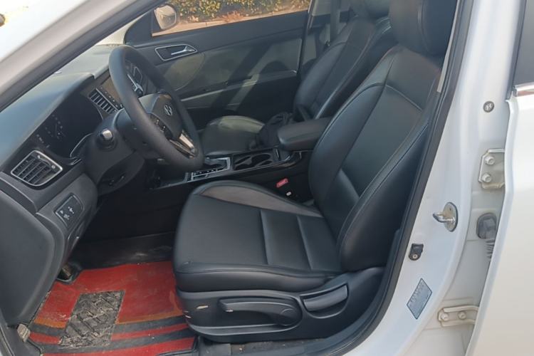 Used Hyundai Mistra 2016 1.8L Automatic Smart GLS Left Front Seat