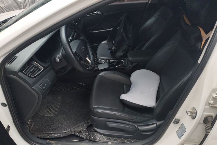 Used Hyundai Mistra 2016 1.8L Automatic Comfort GL Model Left Front Seat