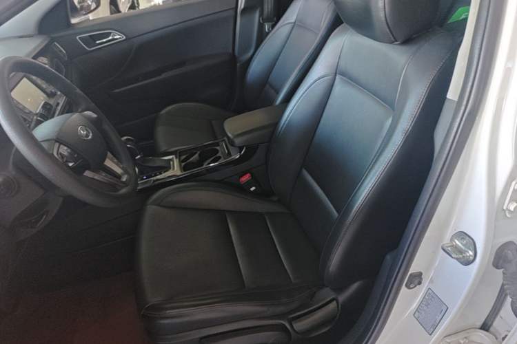 Used Hyundai Mistra 2016 1.8L Automatic Smart GLS Left Front Seat