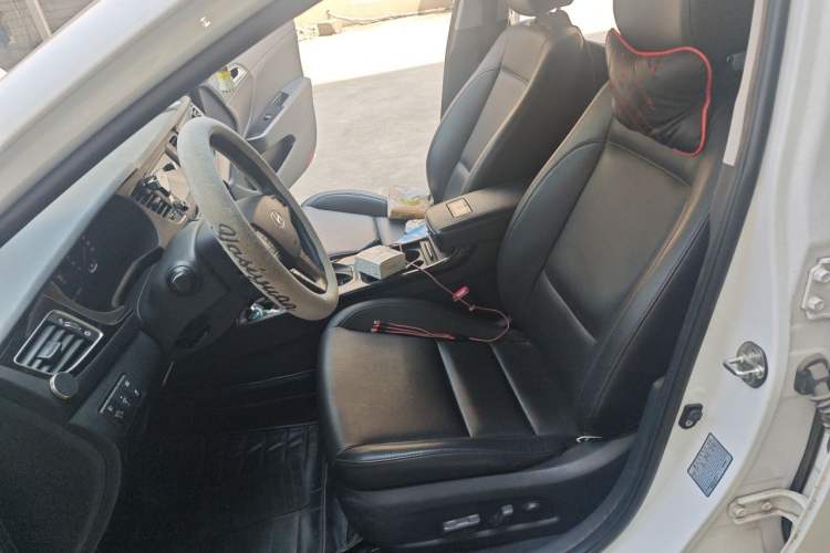 Used Hyundai Mistra 2016 1.8L Automatic Deluxe DLX Model Left Front Seat