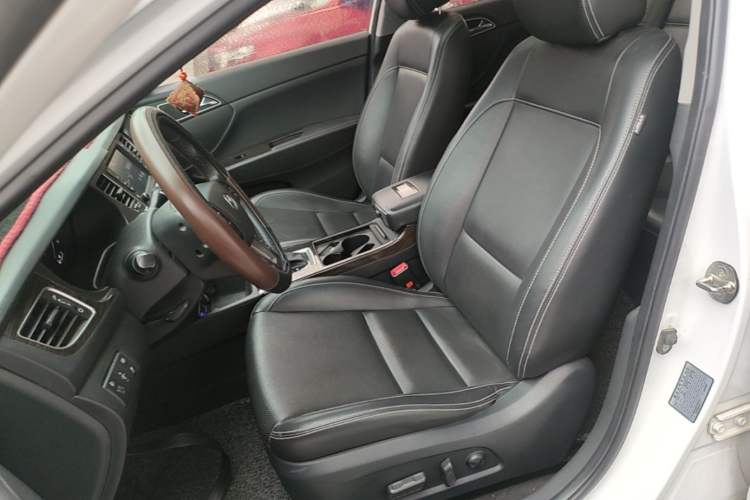 Used Hyundai Mistra 2016 1.6T Automatic Flagship TOP Model Left Front Seat