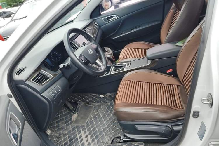 Used Hyundai Mistra 2016 1.6T Automatic Smart GLS Left Front Seat