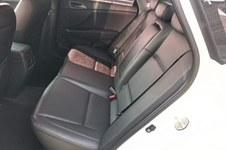 Used Hyundai Mistra 2016 1.8L Automatic Smart GLS Left Rear Seat