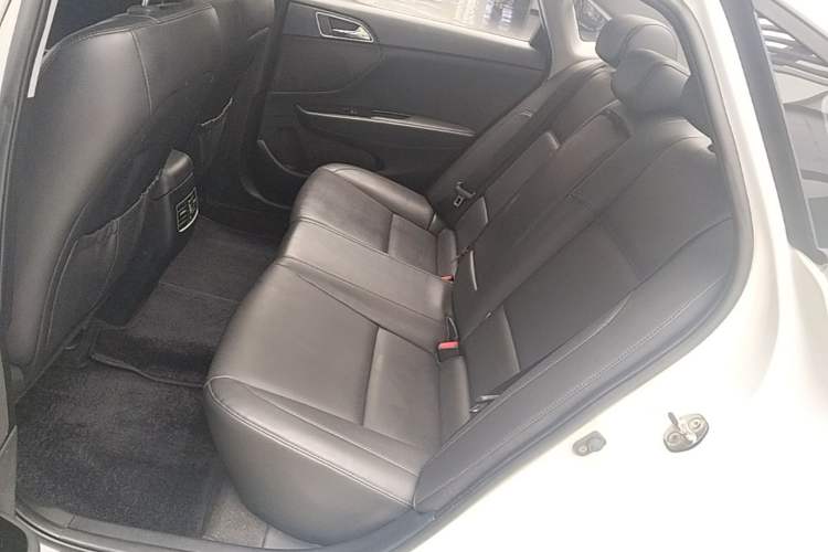 Used Hyundai Mistra 2016 1.8L Automatic Smart GLS Left Rear Seat