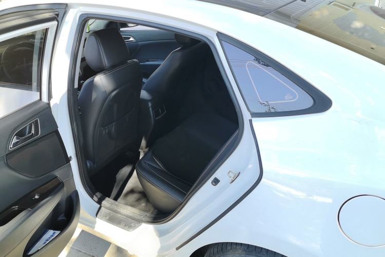 Used Hyundai Mistra 2016 1.6T Automatic Smart GLS Left Rear Seat
