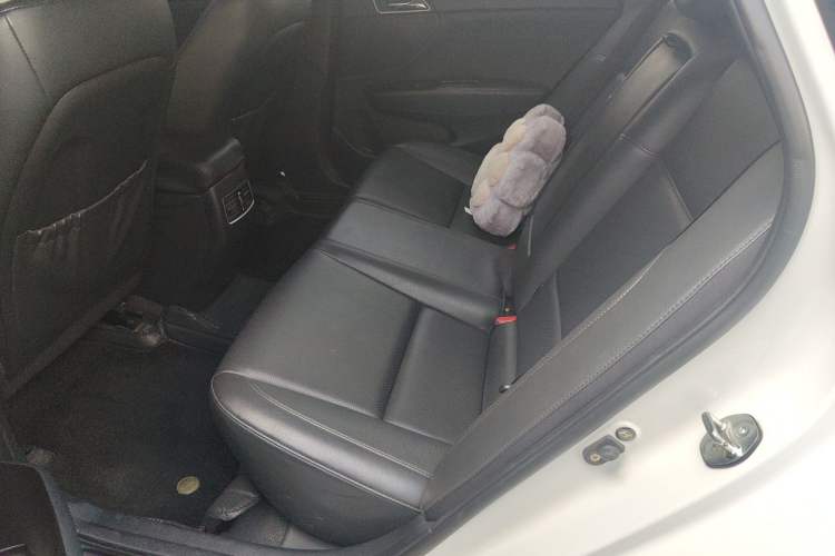 Used Hyundai Mistra 2016 1.8L Automatic Deluxe DLX Model Left Rear Seat