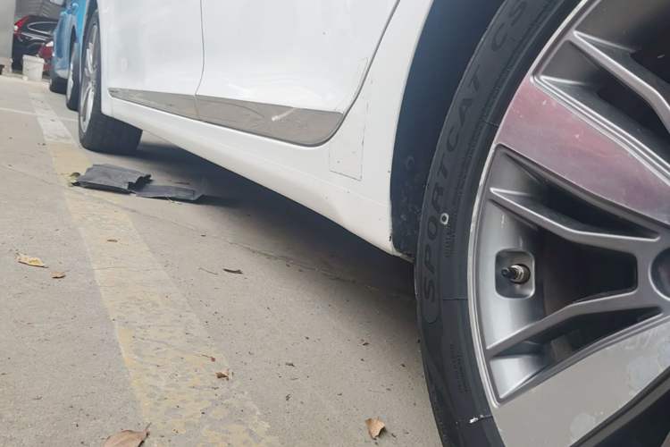 Used Hyundai Mistra 2016 1.6T Automatic Flagship TOP Model Left Side Sill