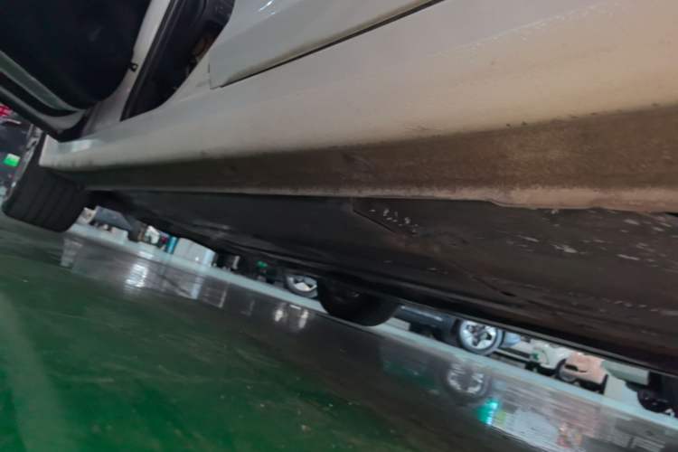 Used Hyundai Mistra 2016 1.6T Automatic Smart GLS Left Side Sill