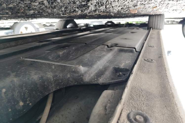 Used Hyundai Mistra 2016 1.6T Automatic Smart GLS Left Side Sill