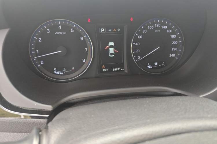 Used Hyundai Mistra 2016 1.8L Automatic Deluxe DLX Model Odometer Close Up