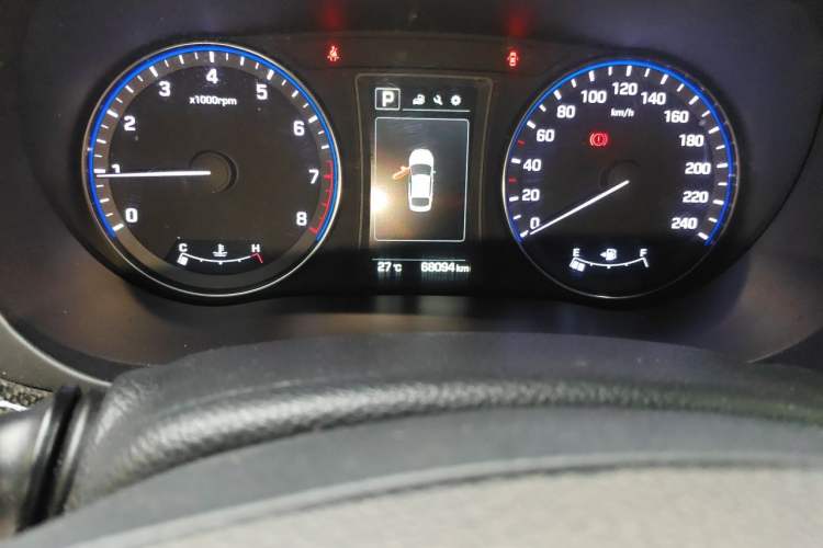 Used Hyundai Mistra 2016 1.8L Automatic Deluxe DLX Model Odometer Close Up