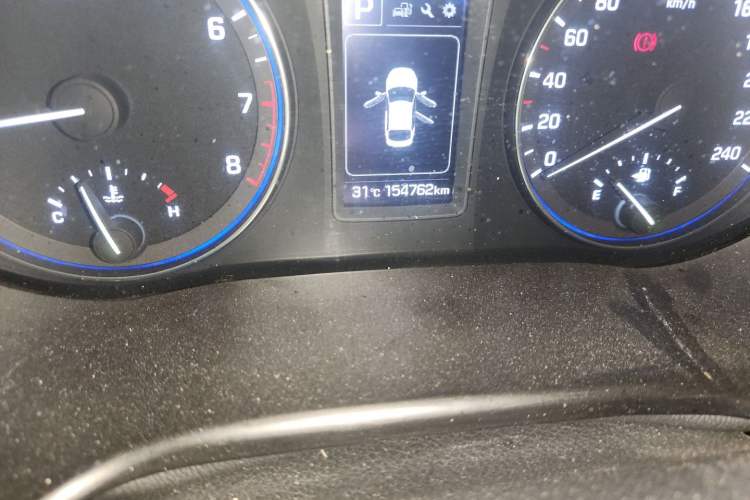 Used Hyundai Mistra 2016 1.8L Automatic Deluxe DLX Model Odometer Close Up