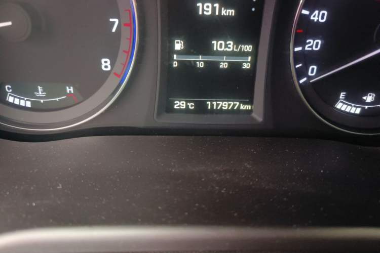 Used Hyundai Mistra 2016 1.8L Automatic Deluxe DLX Model Odometer Close Up