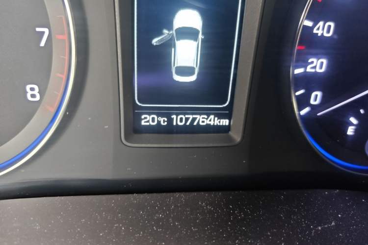 Used Hyundai Mistra 2016 1.8L Automatic Deluxe DLX Model Odometer Close Up