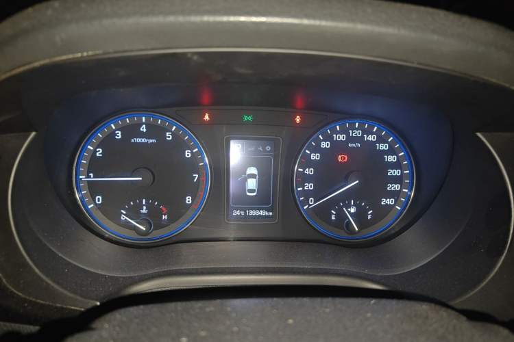 Used Hyundai Mistra 2016 1.8L Automatic Deluxe DLX Model Odometer Close Up