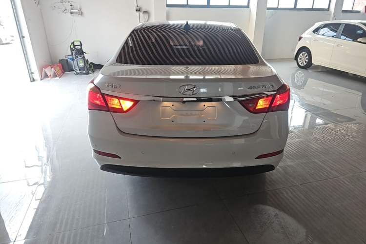 Used Hyundai Mistra 2016 1.8L Automatic Smart GLS Rear