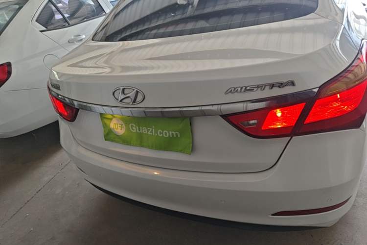Used Hyundai Mistra 2016 1.8L Automatic Smart GLS Rear