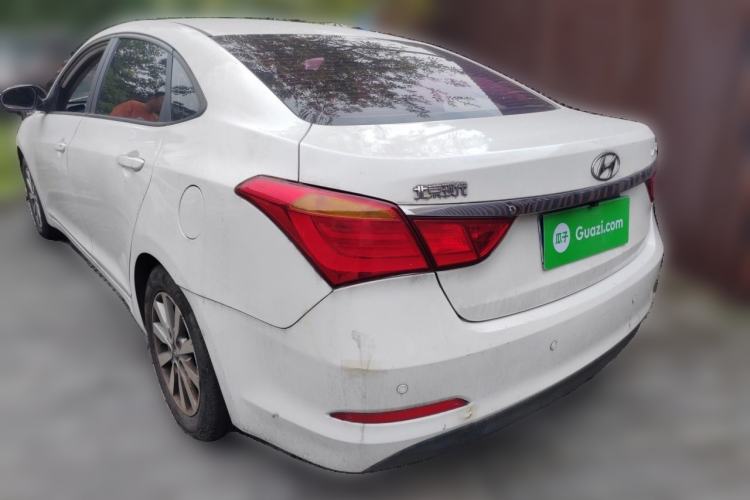 Used Hyundai Mistra 2016 1.8L Manual Comfort GL Model Rear Left 45 Deg