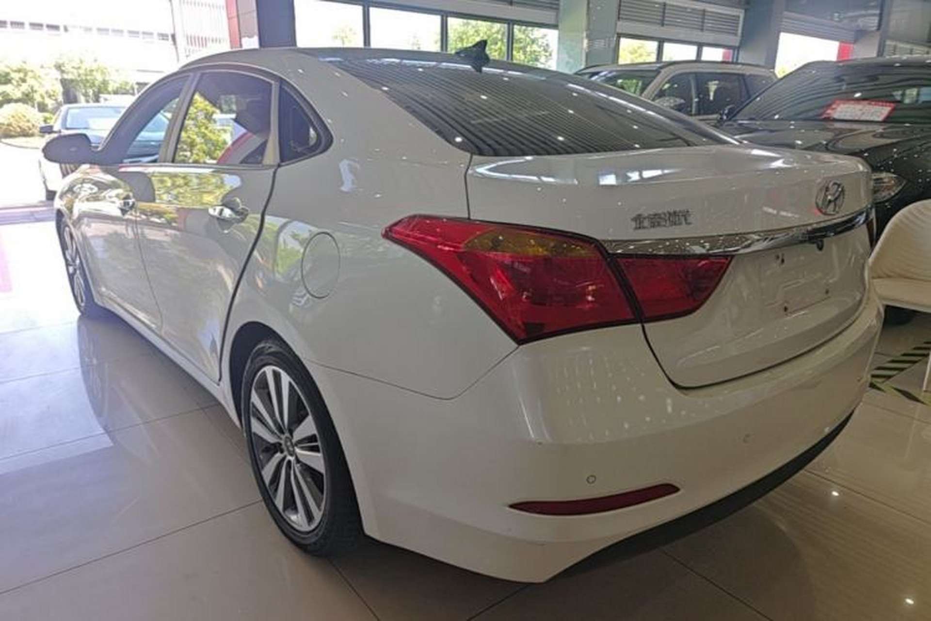 Used Hyundai Mistra 2016 1.8L Automatic Smart GLS Rear Left 45 Deg