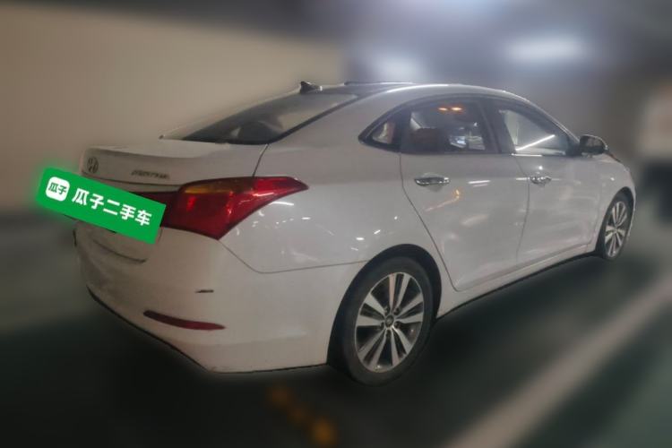 Used Hyundai Mistra 2016 1.8L Automatic Smart GLS Rear Right 45 Deg