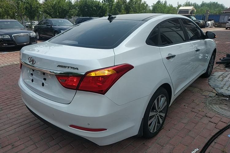 Used Hyundai Mistra 2016 1.8L Automatic Smart GLS Rear Right 45 Deg