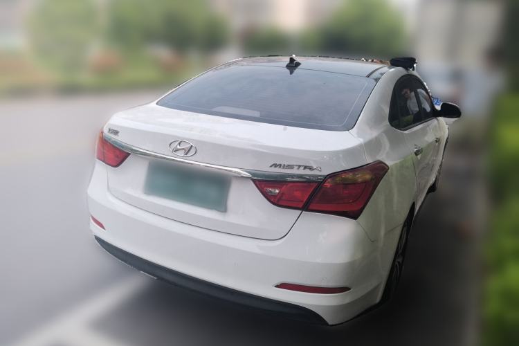 Used Hyundai Mistra 2016 1.8L Automatic Smart GLS Rear Right 45 Deg
