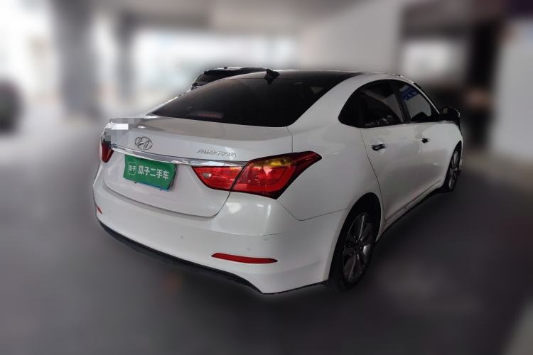 Used Hyundai Mistra 2016 1.8L Automatic Smart GLS Rear Right 45 Deg