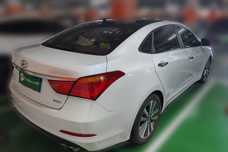 Used Hyundai Mistra 2016 1.6T Automatic Smart GLS Rear Right 45 Deg