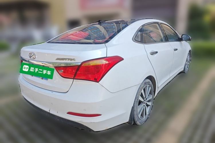 Used Hyundai Mistra 2016 1.8L Automatic Smart GLS Rear Right 45 Deg