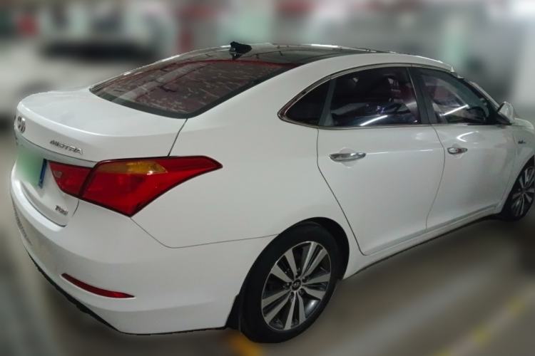 Used Hyundai Mistra 2016 1.6T Automatic Smart GLS Rear Right 45 Deg