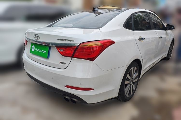 Used Hyundai Mistra 2016 1.6T Automatic Smart GLS Rear Right 45 Deg