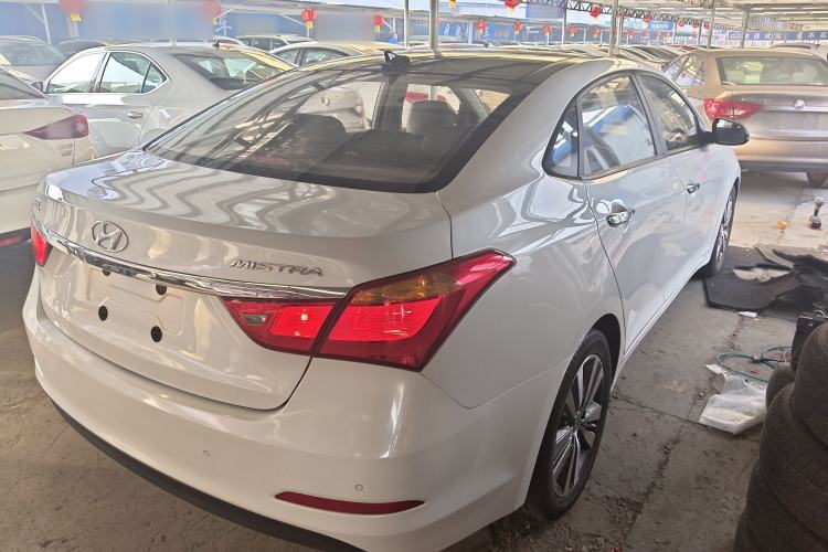 Used Hyundai Mistra 2016 1.8L Automatic Smart GLS Rear Right 45 Deg