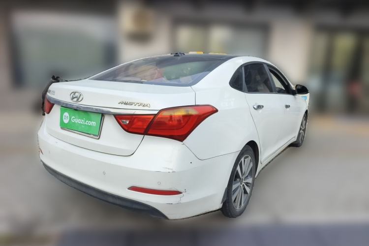 Used Hyundai Mistra 2016 1.8L Automatic Smart GLS Rear Right 45 Deg