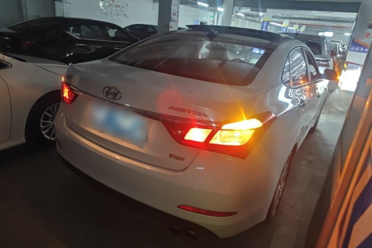 Used Hyundai Mistra 2016 1.6T Automatic Smart GLS Rear Right 45 Deg