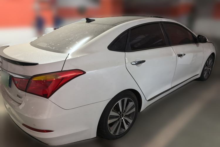 Used Hyundai Mistra 2016 1.6T Automatic Smart GLS Rear Right 45 Deg