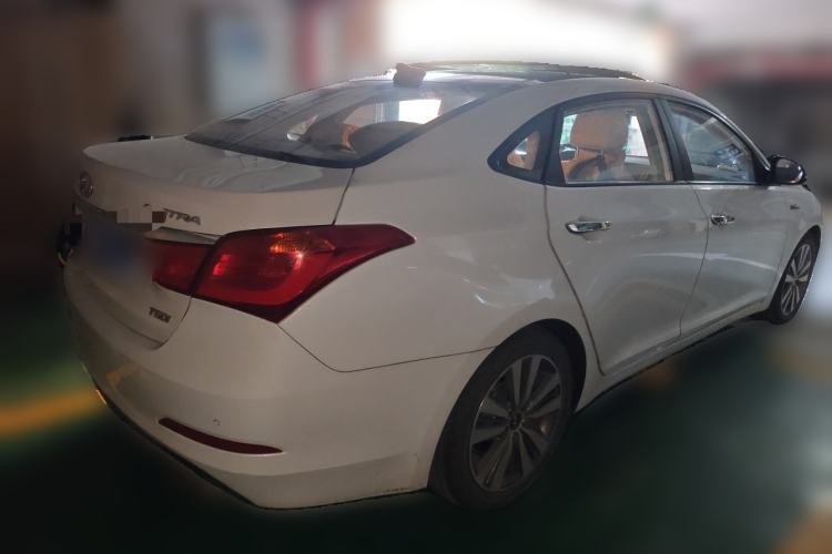 Used Hyundai Mistra 2016 1.6T Automatic Smart GLS Rear Right 45 Deg