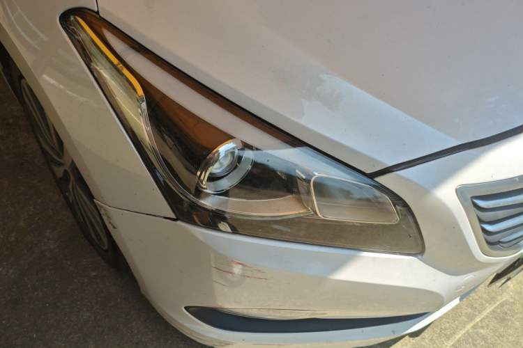 Used Hyundai Mistra 2016 1.6T Automatic Smart GLS Right Front Headlight