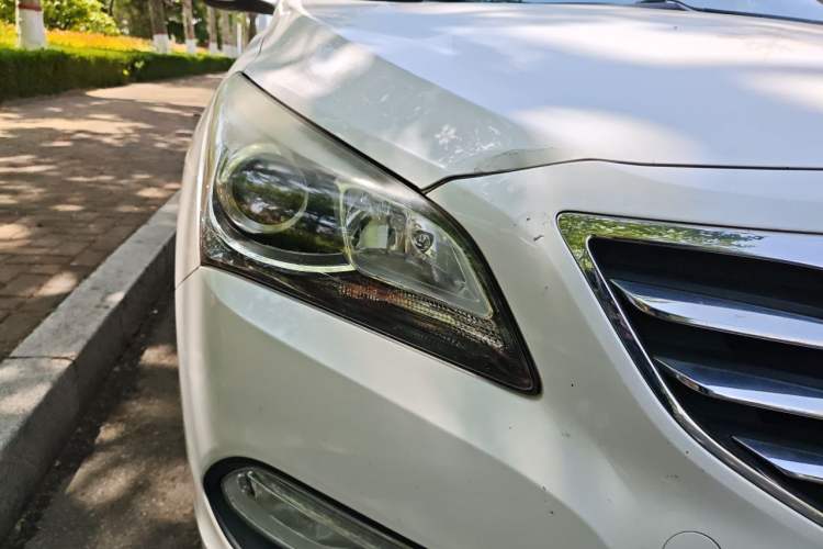 Used Hyundai Mistra 2016 1.8L Automatic Smart GLS Right Front Headlight